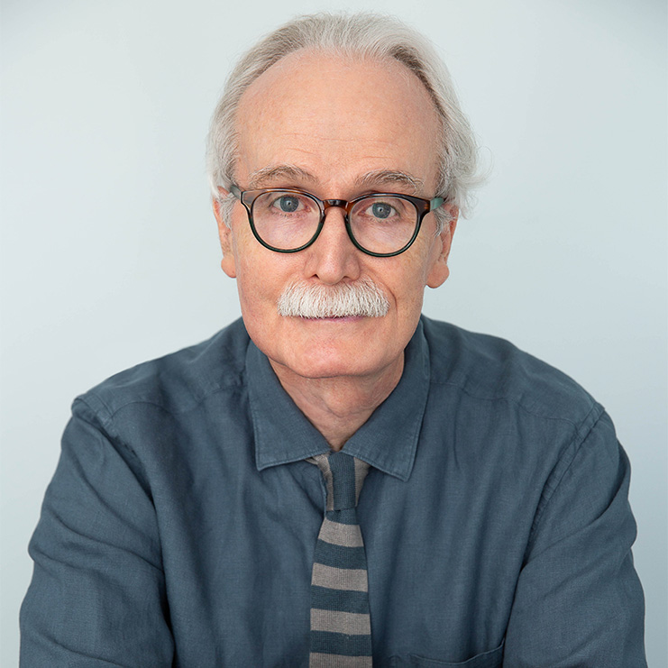 por·trait /ˈpôrtrət/